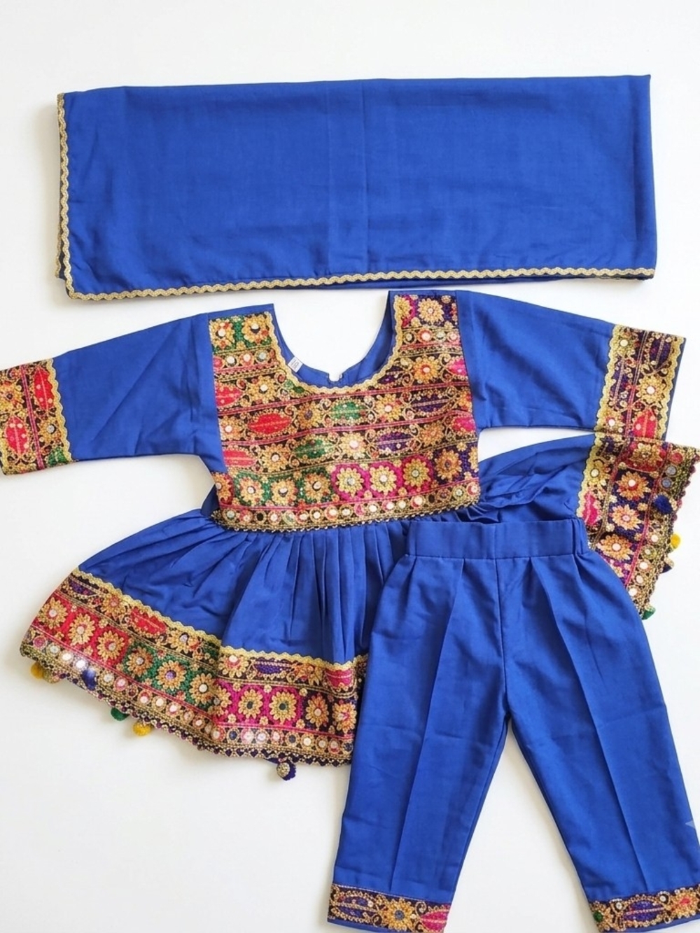 Girls Traditional Blue Embroidered Dress 3Pc Set NWOT